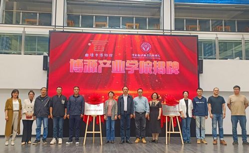 人文與藝術(shù)設計學院2023年職業(yè)教育活動周文化藝術(shù)交流活動方案